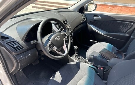 Hyundai Solaris II рестайлинг, 2015 год, 960 000 рублей, 11 фотография