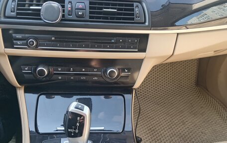 BMW 5 серия, 2015 год, 1 800 000 рублей, 3 фотография