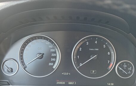 BMW 5 серия, 2015 год, 1 800 000 рублей, 4 фотография