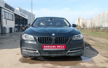 BMW 5 серия, 2015 год, 1 800 000 рублей, 11 фотография