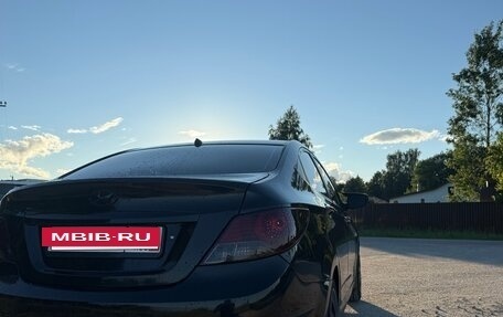 Hyundai Solaris II рестайлинг, 2013 год, 880 000 рублей, 4 фотография