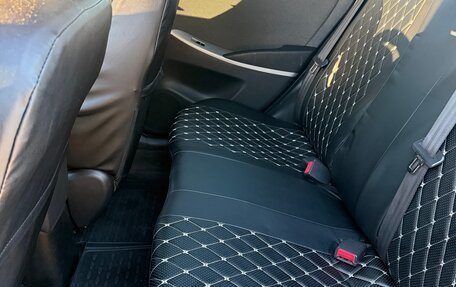 Hyundai Solaris II рестайлинг, 2013 год, 880 000 рублей, 10 фотография