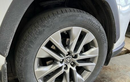 Toyota RAV4, 2021 год, 3 490 000 рублей, 7 фотография