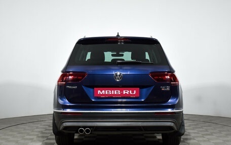 Volkswagen Tiguan II, 2017 год, 2 448 900 рублей, 7 фотография