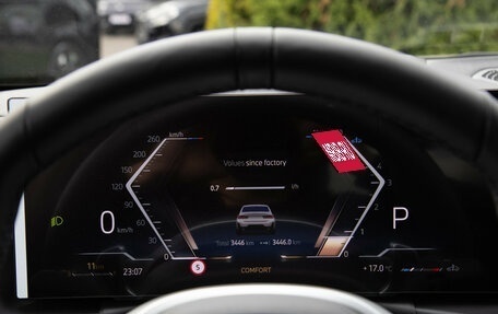 BMW 3 серия, 2024 год, 6 900 000 рублей, 10 фотография