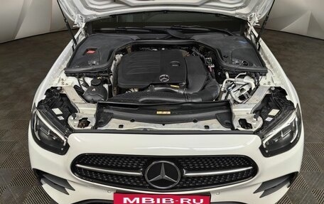 Mercedes-Benz E-Класс, 2021 год, 4 260 000 рублей, 9 фотография