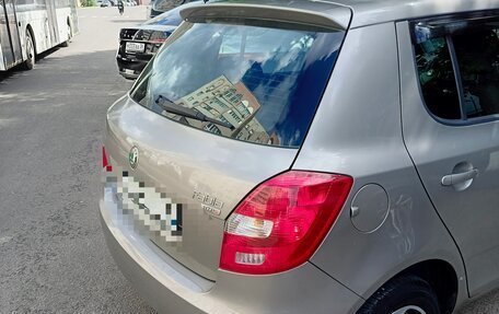 Skoda Fabia II, 2010 год, 450 000 рублей, 4 фотография