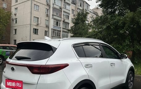 KIA Sportage IV рестайлинг, 2021 год, 2 800 000 рублей, 2 фотография