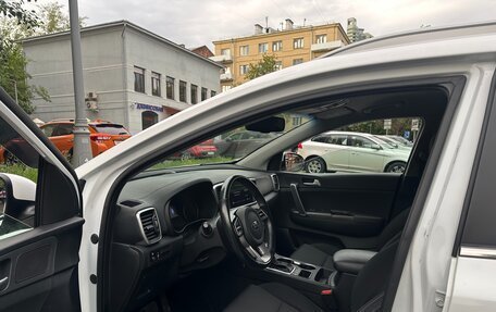 KIA Sportage IV рестайлинг, 2021 год, 2 800 000 рублей, 20 фотография
