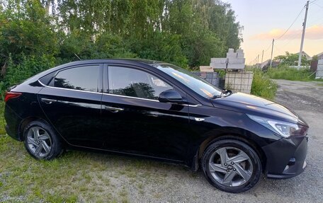 Hyundai Solaris II рестайлинг, 2020 год, 1 400 000 рублей, 3 фотография