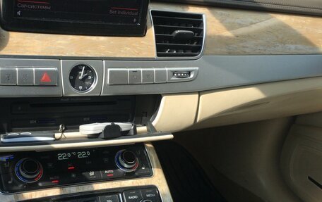 Audi A8, 2012 год, 2 500 000 рублей, 5 фотография