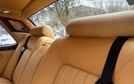 Rolls-Royce Silver Spirit Mark III, 1991 год, 5 000 000 рублей, 9 фотография