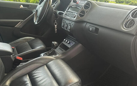 Volkswagen Tiguan I, 2009 год, 1 200 000 рублей, 17 фотография