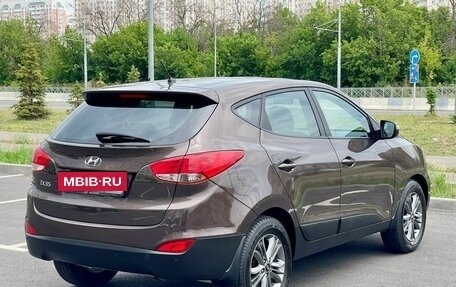 Hyundai ix35 I рестайлинг, 2013 год, 1 375 000 рублей, 4 фотография