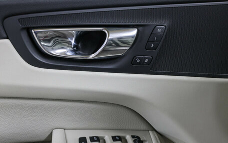 Volvo XC60 II, 2018 год, 3 449 000 рублей, 23 фотография