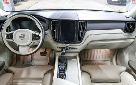 Volvo XC60 II, 2018 год, 3 449 000 рублей, 15 фотография