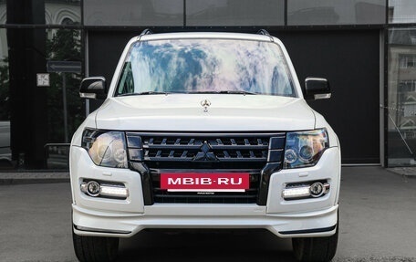 Mitsubishi Pajero IV, 2019 год, 3 590 000 рублей, 2 фотография