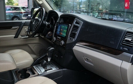 Mitsubishi Pajero IV, 2019 год, 3 590 000 рублей, 8 фотография