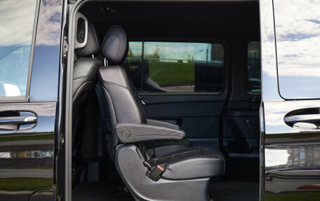 Mercedes-Benz V-Класс, 2020 год, 4 699 000 рублей, 30 фотография