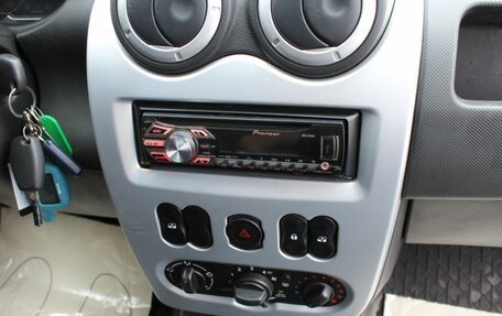 Renault Logan I, 2013 год, 385 000 рублей, 17 фотография