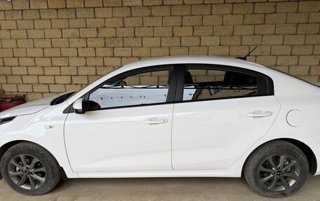 KIA Rio IV, 2022 год, 2 100 000 рублей, 3 фотография