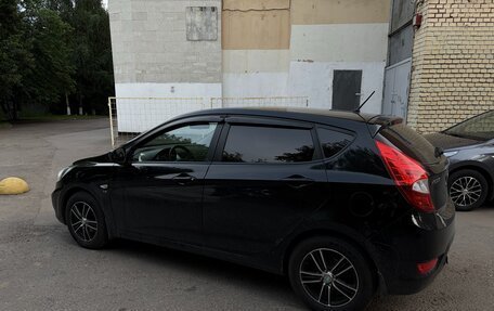 Hyundai Solaris II рестайлинг, 2012 год, 750 000 рублей, 2 фотография