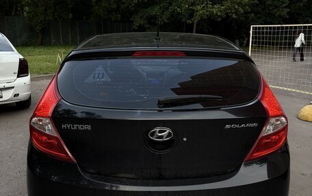 Hyundai Solaris II рестайлинг, 2012 год, 750 000 рублей, 3 фотография