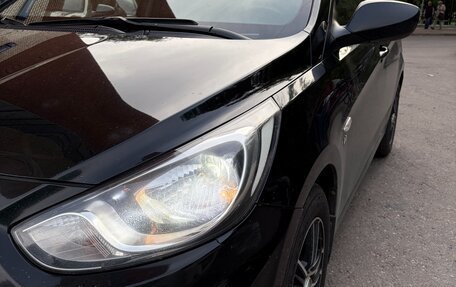 Hyundai Solaris II рестайлинг, 2012 год, 750 000 рублей, 5 фотография