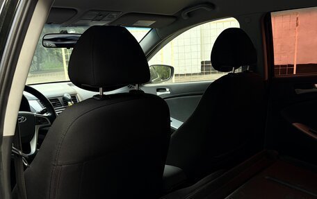 Hyundai Solaris II рестайлинг, 2012 год, 750 000 рублей, 15 фотография