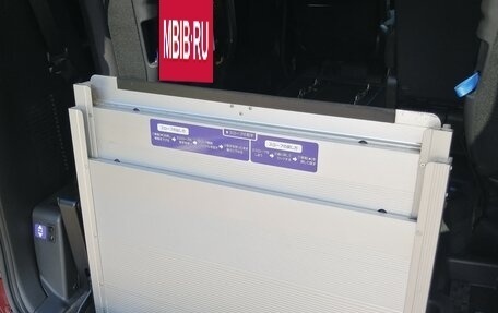 Nissan Serena IV, 2019 год, 2 100 000 рублей, 7 фотография
