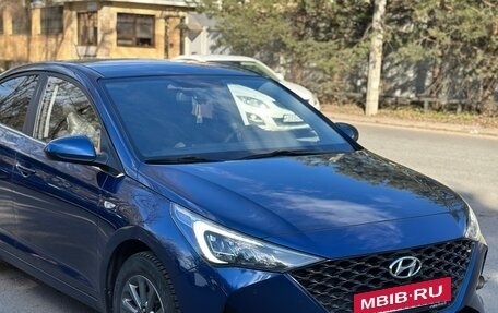 Hyundai Solaris II рестайлинг, 2021 год, 1 600 000 рублей, 2 фотография