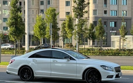 Mercedes-Benz CLS, 2013 год, 2 300 000 рублей, 3 фотография