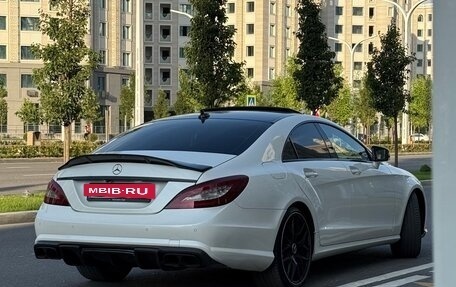 Mercedes-Benz CLS, 2013 год, 2 300 000 рублей, 4 фотография