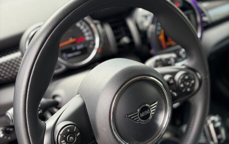 MINI Hatch, 2019 год, 2 490 000 рублей, 19 фотография