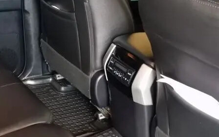 Toyota Land Cruiser Prado 150 рестайлинг 2, 2019 год, 5 299 999 рублей, 11 фотография