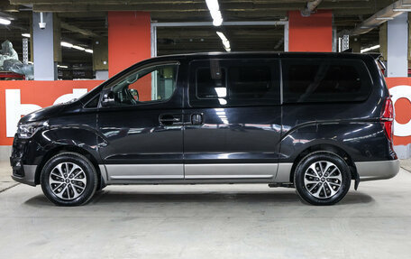 Hyundai Grand Starex Grand Starex I рестайлинг 2, 2018 год, 3 099 000 рублей, 9 фотография