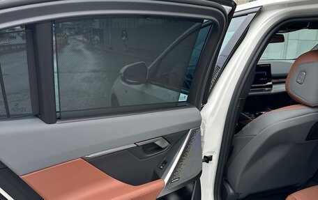 BMW 5 серия, 2025 год, 7 950 000 рублей, 16 фотография