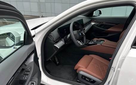 BMW 5 серия, 2025 год, 7 950 000 рублей, 9 фотография