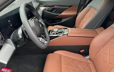 BMW 5 серия, 2025 год, 7 950 000 рублей, 10 фотография
