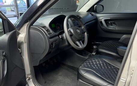 Skoda Fabia II, 2013 год, 490 000 рублей, 10 фотография