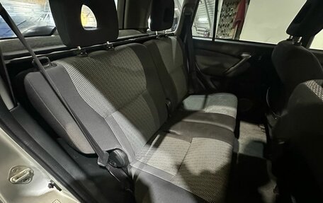 Toyota RAV4, 2004 год, 850 000 рублей, 26 фотография