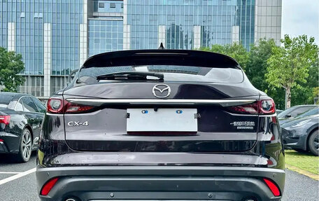 Mazda CX-4, 2021 год, 1 550 000 рублей, 12 фотография