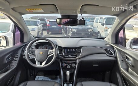 Chevrolet Trax, 2021 год, 1 085 000 рублей, 6 фотография