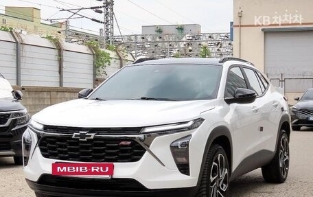 Chevrolet Trax, 2023 год, 1 385 000 рублей, 2 фотография