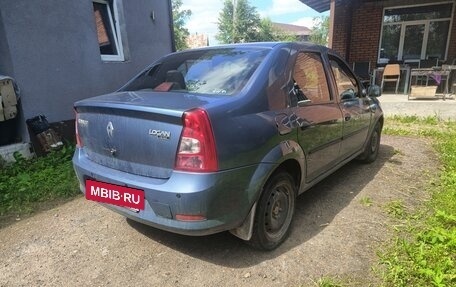 Renault Logan I, 2011 год, 690 000 рублей, 2 фотография
