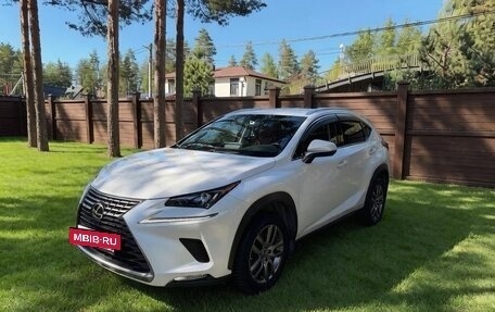 Lexus NX I, 2017 год, 2 850 000 рублей, 4 фотография