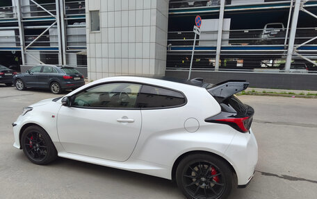Toyota Yaris, 2020 год, 3 490 000 рублей, 7 фотография