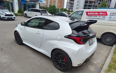 Toyota Yaris, 2020 год, 3 490 000 рублей, 3 фотография