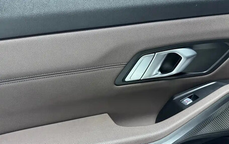 BMW 3 серия, 2021 год, 1 820 000 рублей, 7 фотография