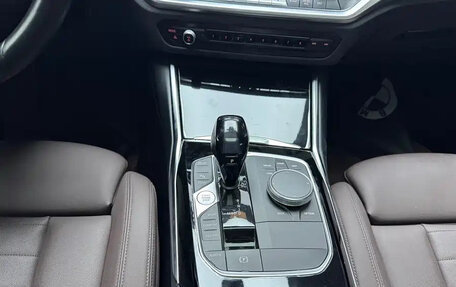 BMW 3 серия, 2021 год, 1 820 000 рублей, 13 фотография